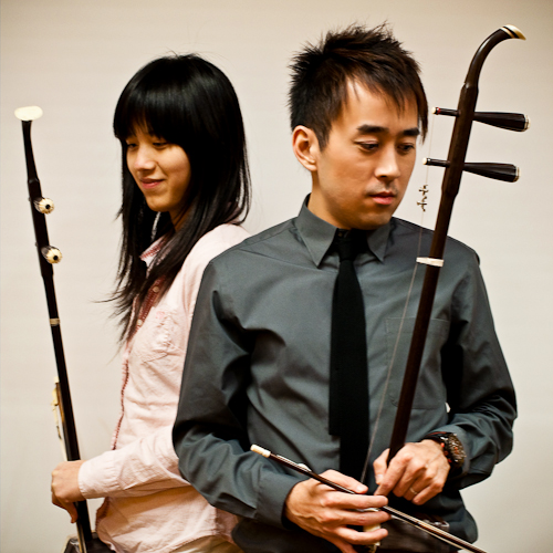 Read more about the article Wil Lau and Amely Zhou awarded a second prize at 2010 Kiwanis for erhu duet